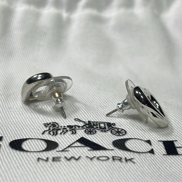 RARE COACH NEVER WORN SILVER OPEN HEART EARRINGS - Picture 8 of 10